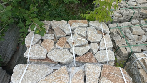 Гранитный плитняк галтованный для парковки купить в Барнаул