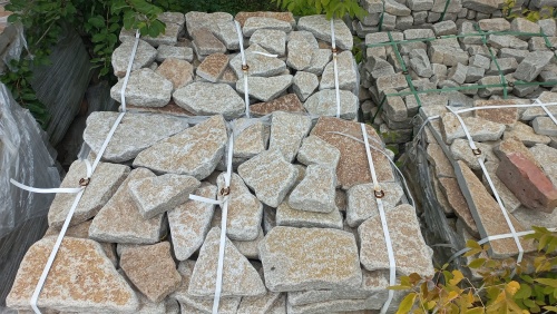 Плитняк гранитный галтованный купить в Барнаул