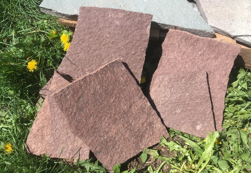 Плитняк лемезит бордовый для цоколя 1,5-2 см купить в Барнаул