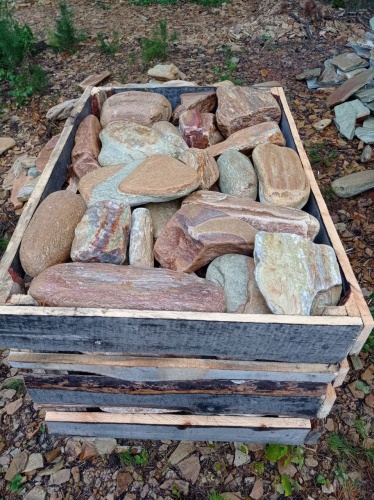 Златолит жёлтый, жёлто-зелёный глыбки и валуны для ланшафтного дизайна купить в Барнаул