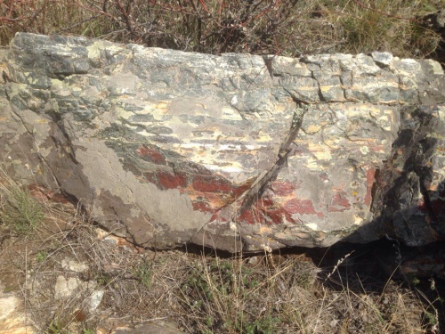 Гигантские зелёные валуны для ландшафтного дизайна весом более 5 тонн купить в Барнаул