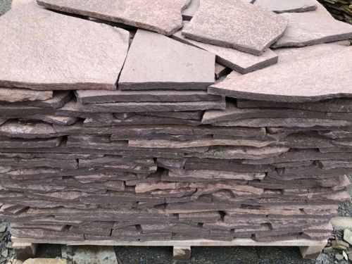 Плитняк лемезит бордовый для облицовки цоколя 20-25 мм  купить в Барнаул