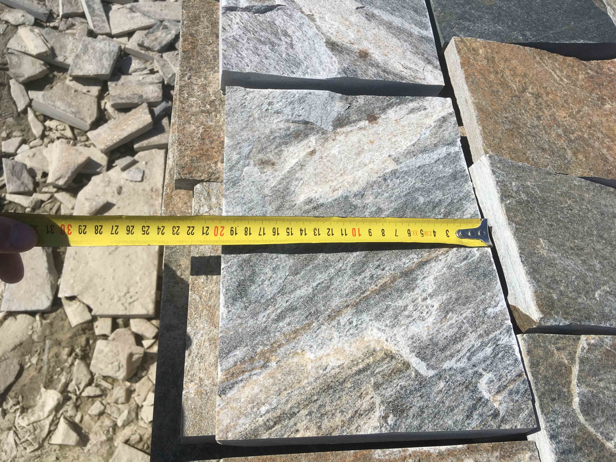 Плитка пилёная златолит Уральский для фасада купить в Барнаул